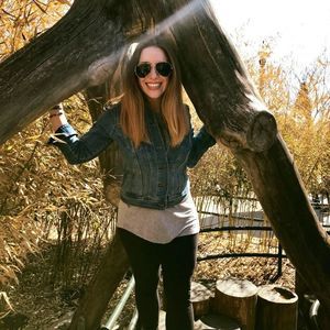 Meet your Posher, Emily